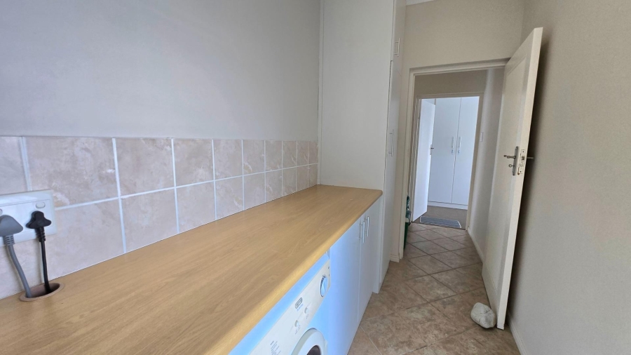 3 Bedroom Property for Sale in Franskraal Western Cape